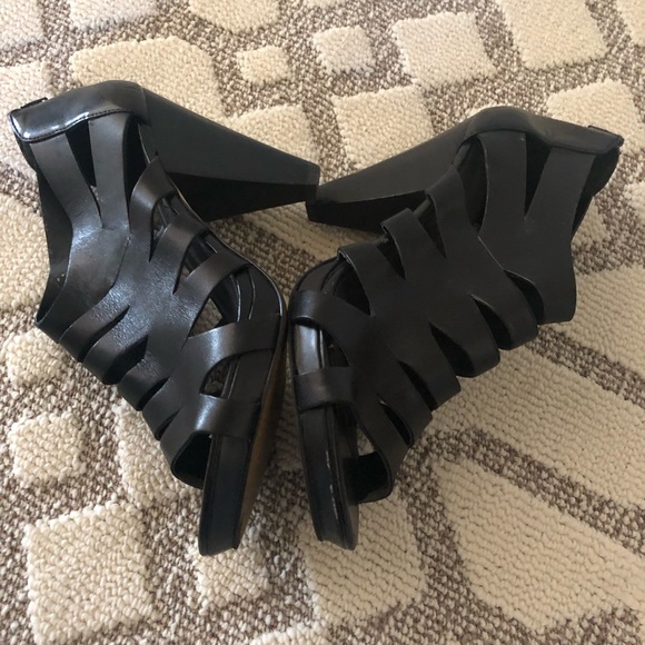 Franco sarto black leather caged heels - Picture 5 of 11